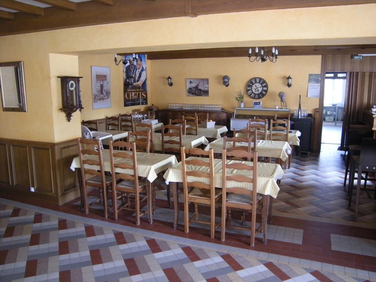 Hotel Gites Des Touristes Vollore-Montagne Ngoại thất bức ảnh